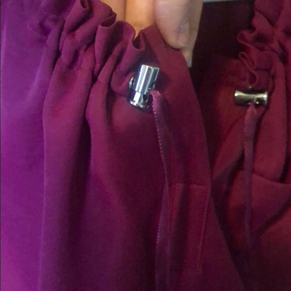 Fun top! - Picture 3 of 4